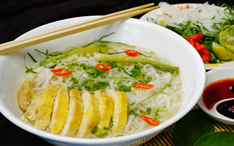 Phở gà