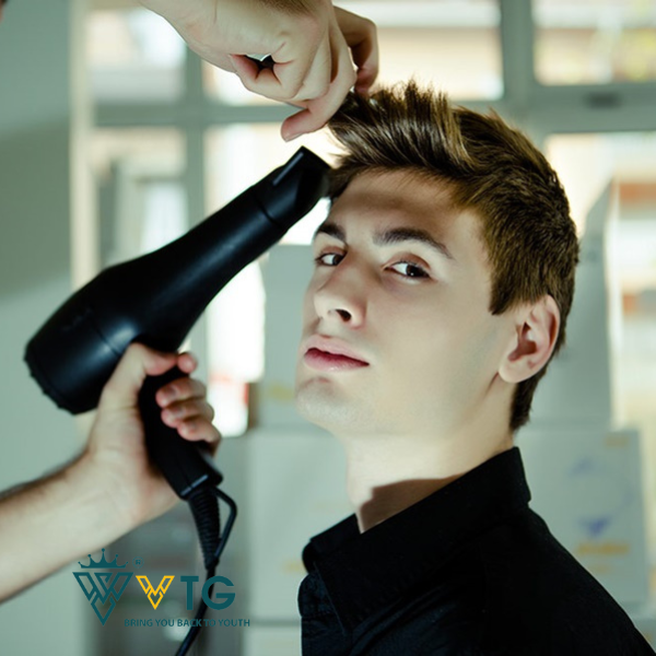 Uốn tóc nam 7/3 bao nhiêu tiền?