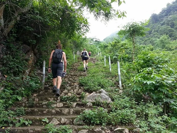 Tour du lịch Mai Châu Hòa Bình 2 ngày 1 đêm