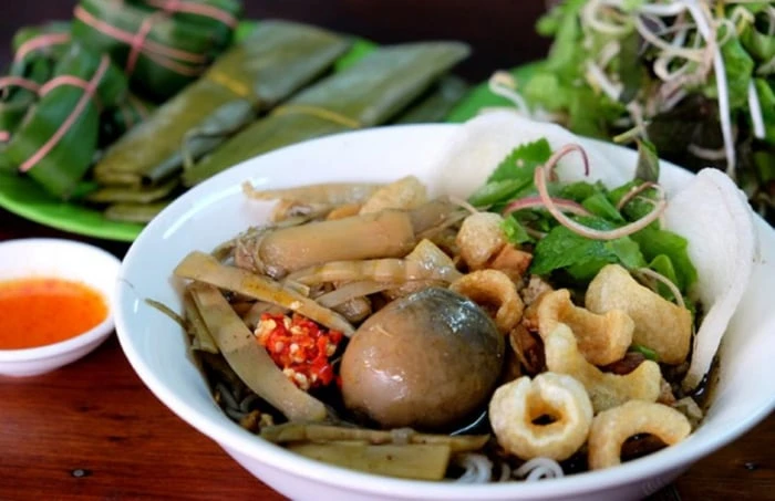 Top 22 Địa điểm Ăn uống Nổi tiếng ở Gia Lai - Pleiku với giá cả phải chăng