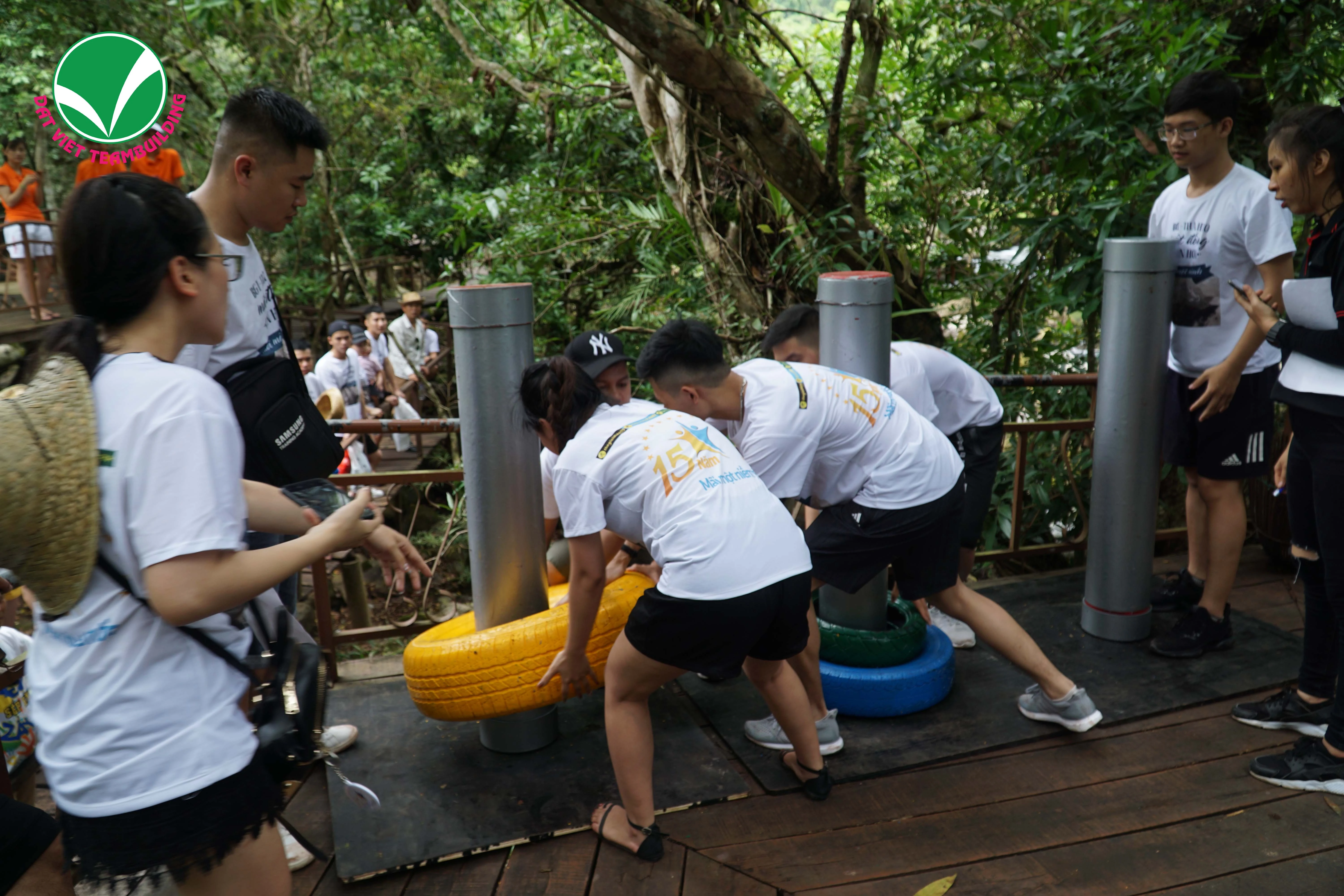 Du lịch team building - Nên đi đâu và chơi gì?