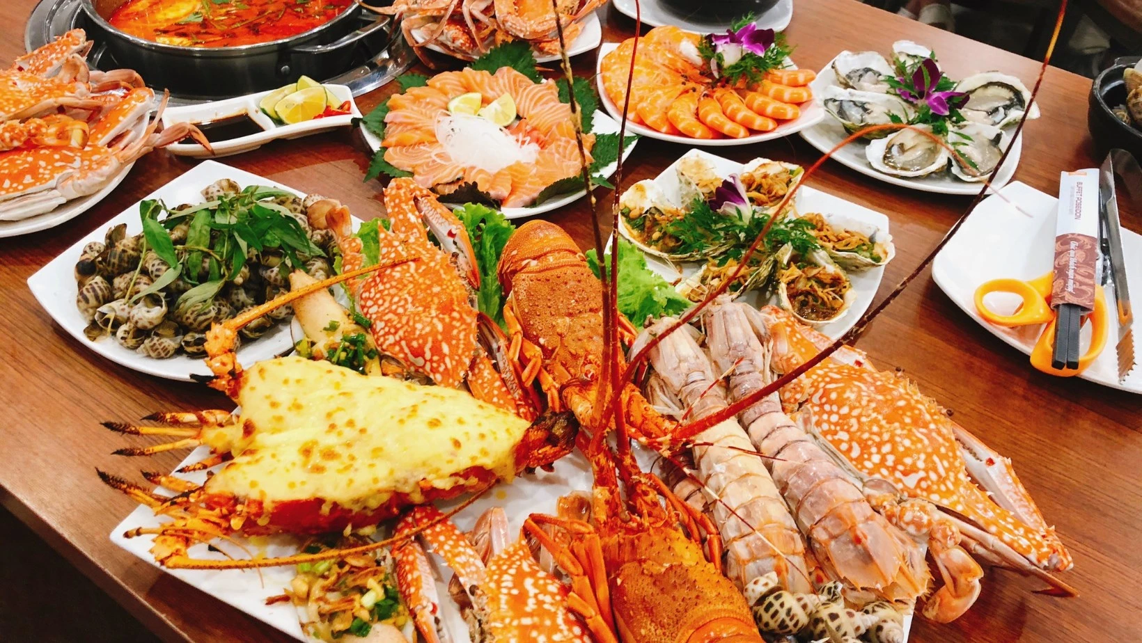 TOP 25 quán buffet Hà Nội ngon, chất lượng, đông khách | Vincom | Vincom